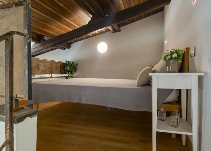 Toscanelli Retreat 아파트